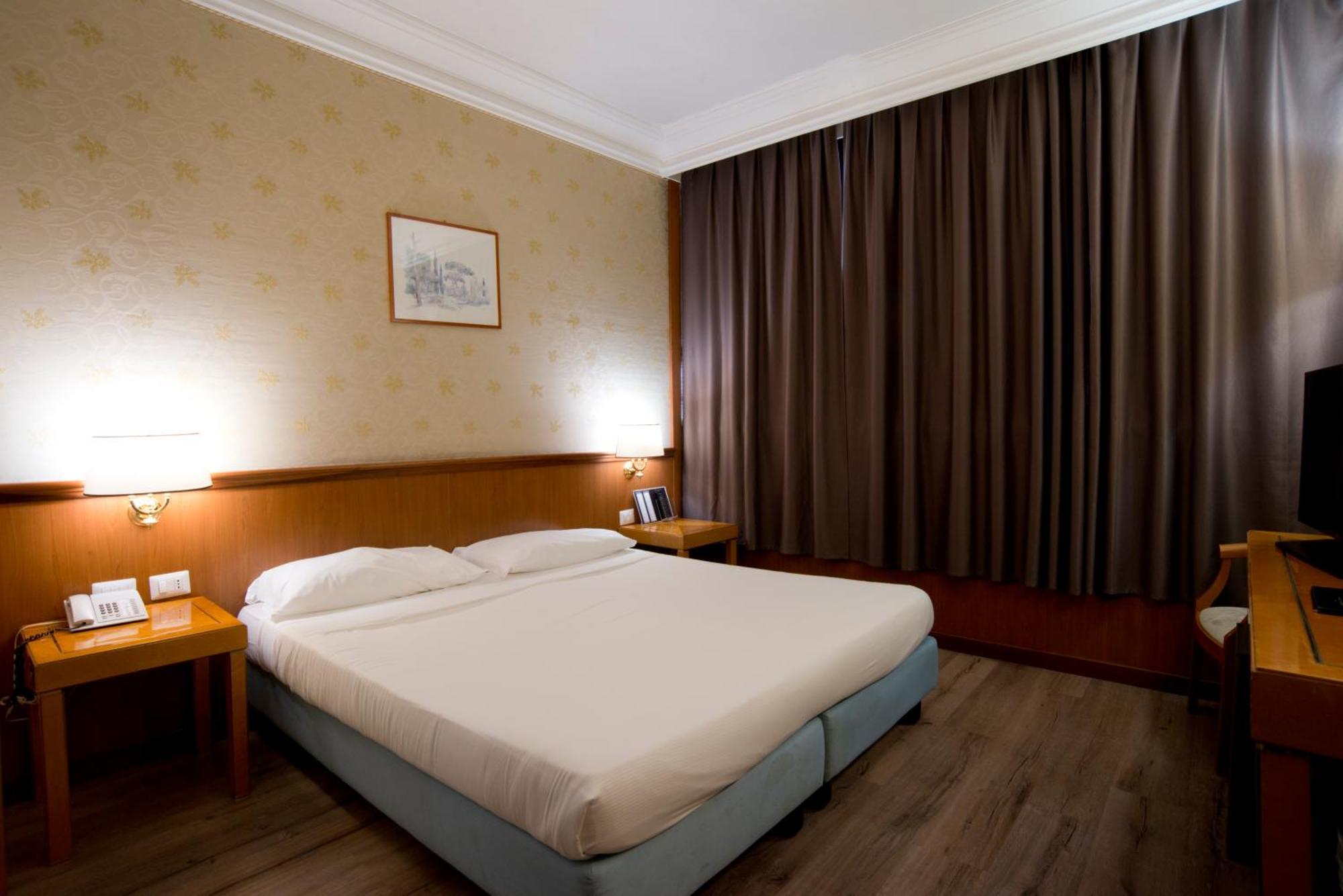 Hotel The Brand Рим Экстерьер фото